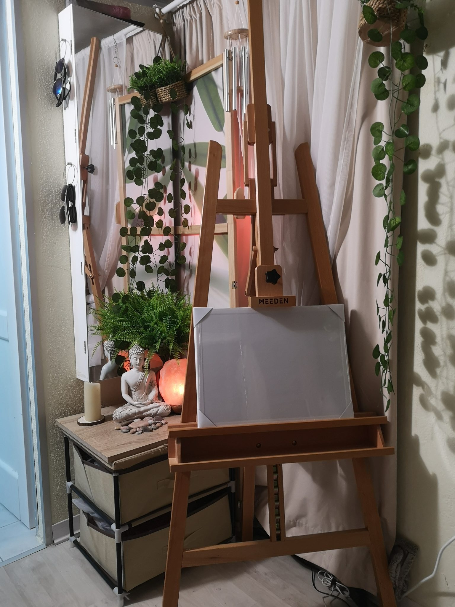 MY-EASEL